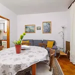 Apartment In 51279 Dramalj