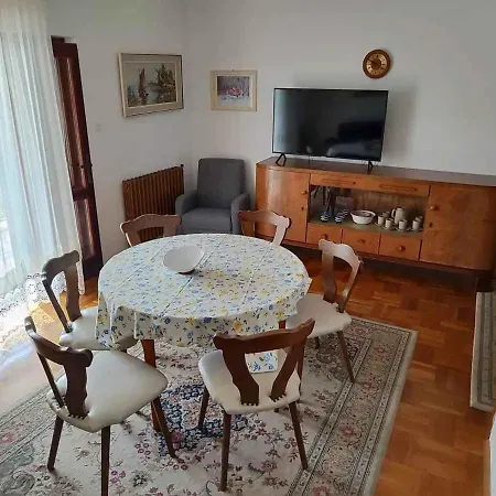 Apartman In 51279 Dramalj