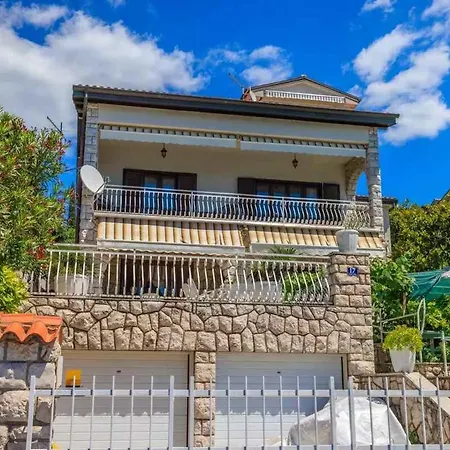 Apartman In 51279 Dramalj