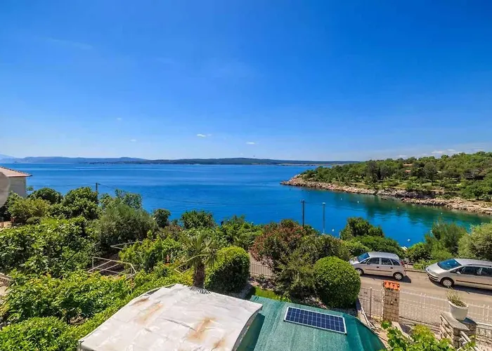 In 51279 Апартаменты *